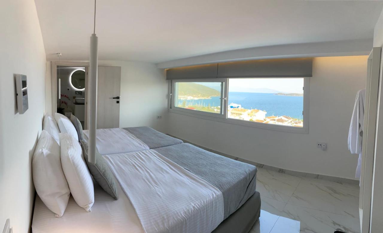 Dk Luxury Suite Néa Péramos Eksteriør billede